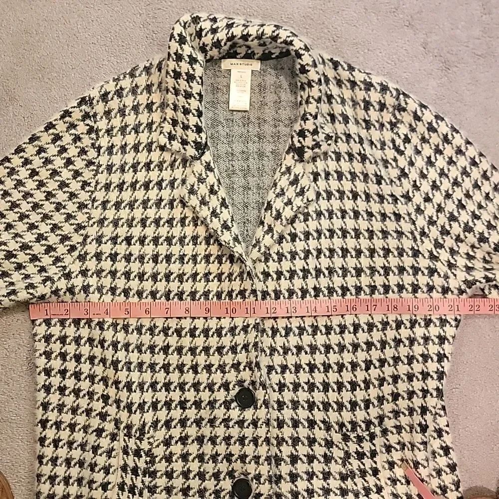 Max Studio long houndstooth fuzzy coat sweater sz L - Picture 3 of 12